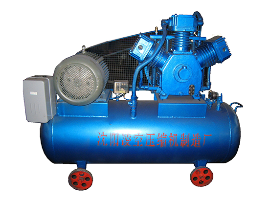 中壓空(kong)壓機