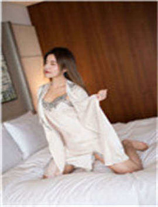 《国产精品久久久无码A片小说-曼婷》