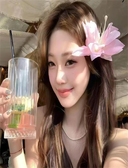 从技术角度看惊悚片隔壁的妈妈比女朋友还要紧：无人机拍摄的行业领先的技术实践 为艺术创作提供更多可能